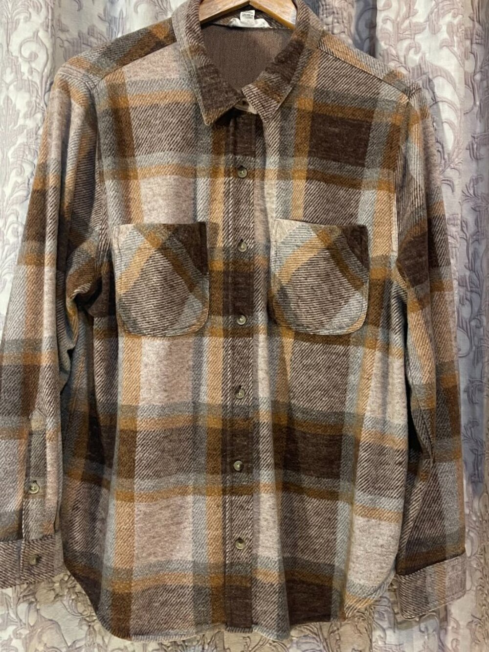 beachlunchlounge LG Flannel Cozy Burg/Pnk/Org Plaid L/S Dbl Pocket B-Down Shirt - Picture 10 of 16